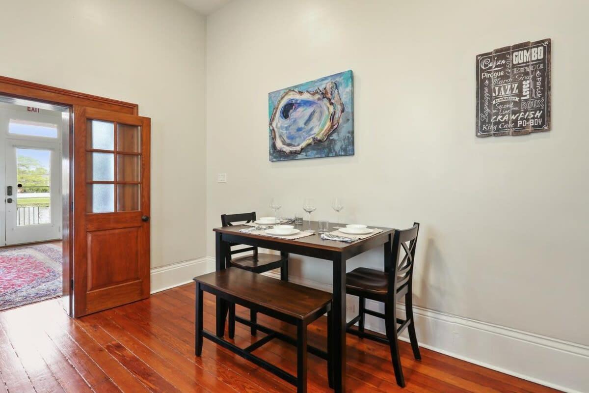 Unbeatable 2bd Bayou Luxury Steps To Jazz Fest Holiday home *