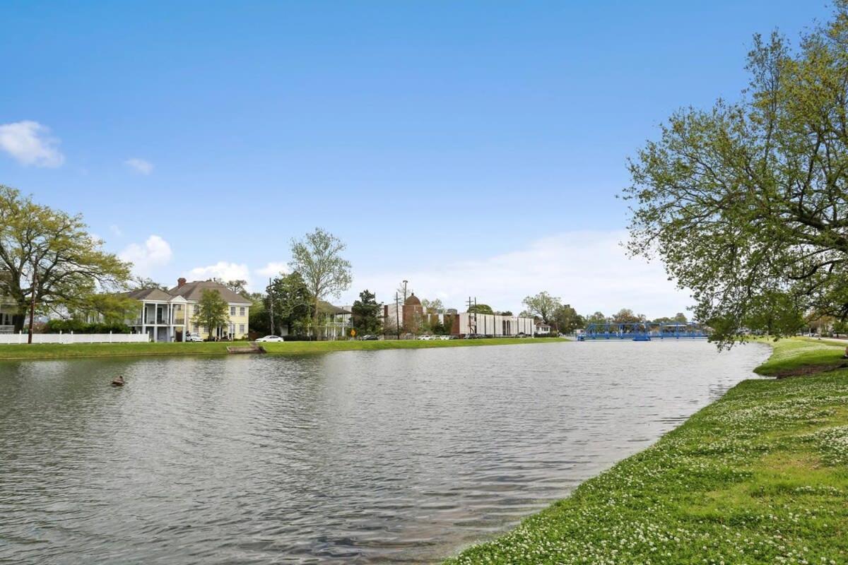 Holiday home Unbeatable 2bd Bayou Luxury Steps To Jazz Fest